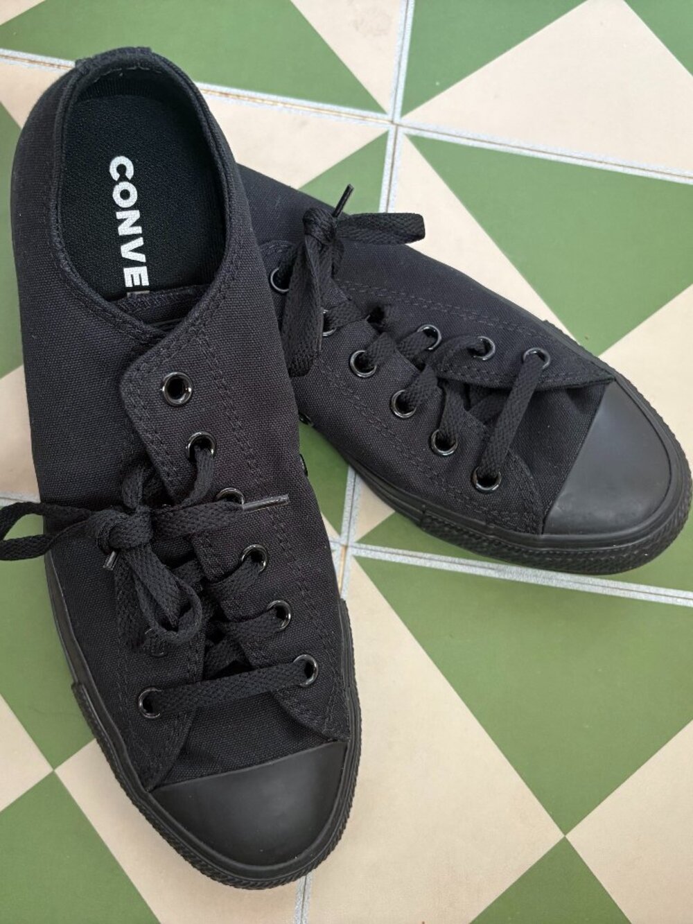 Converse Unisex Chuck Taylor All Star Low Top Black/All Black Sneakers, Size 10